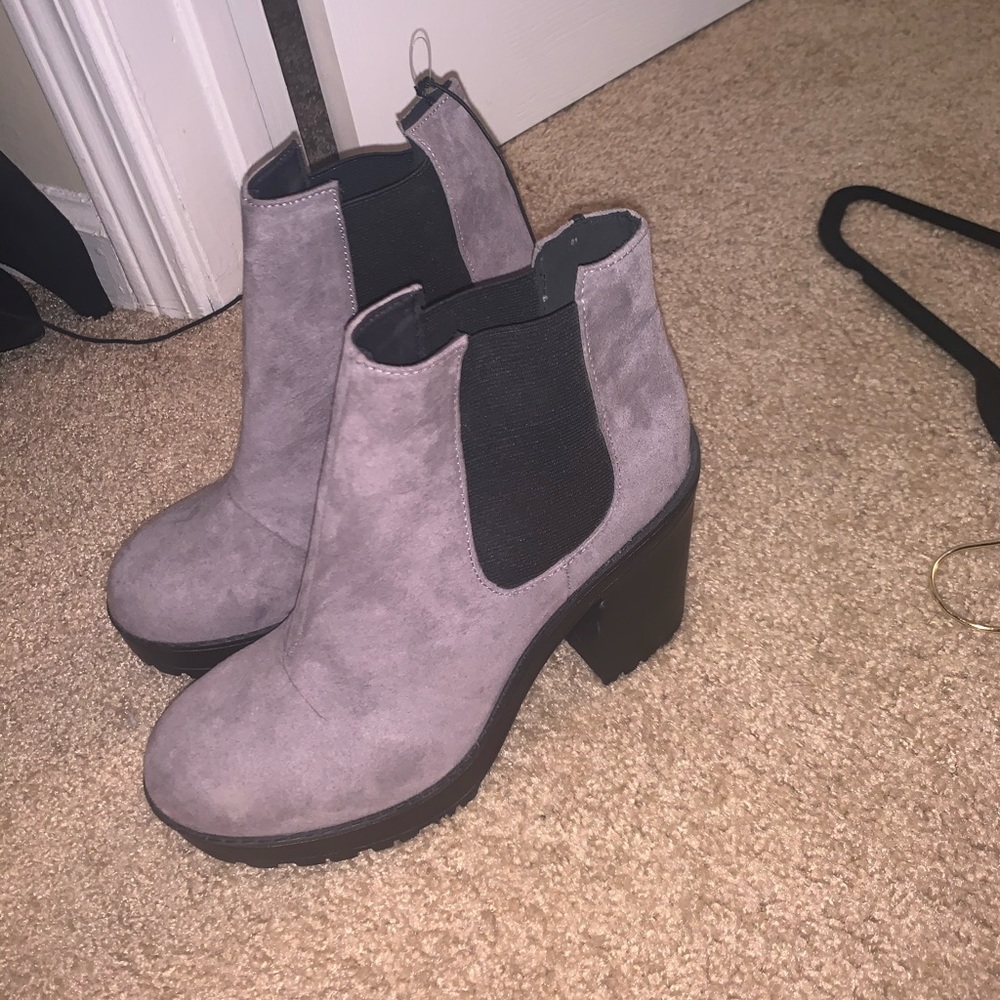 Grey boots